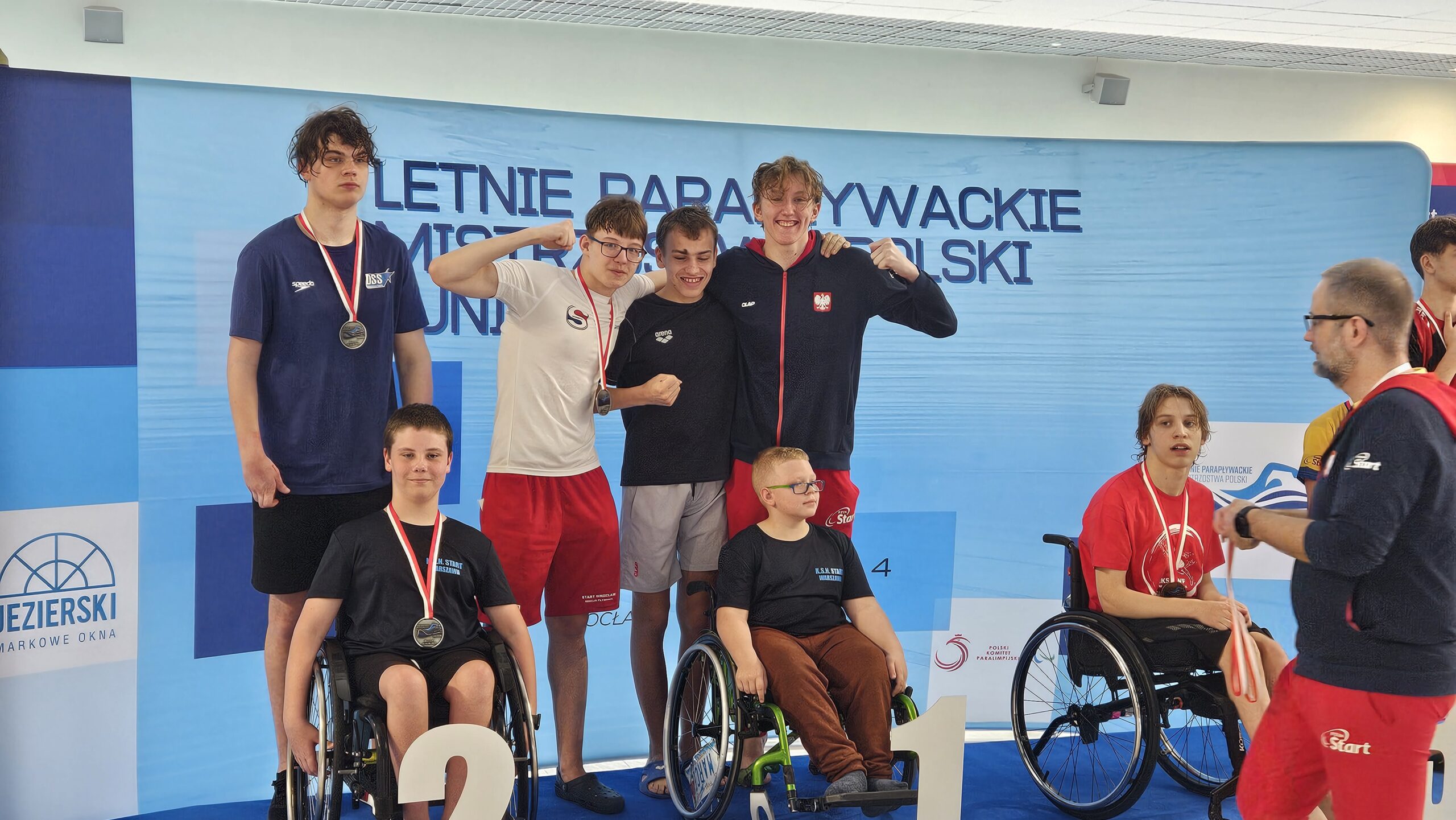 Alex z kolejnym medalem na podium.