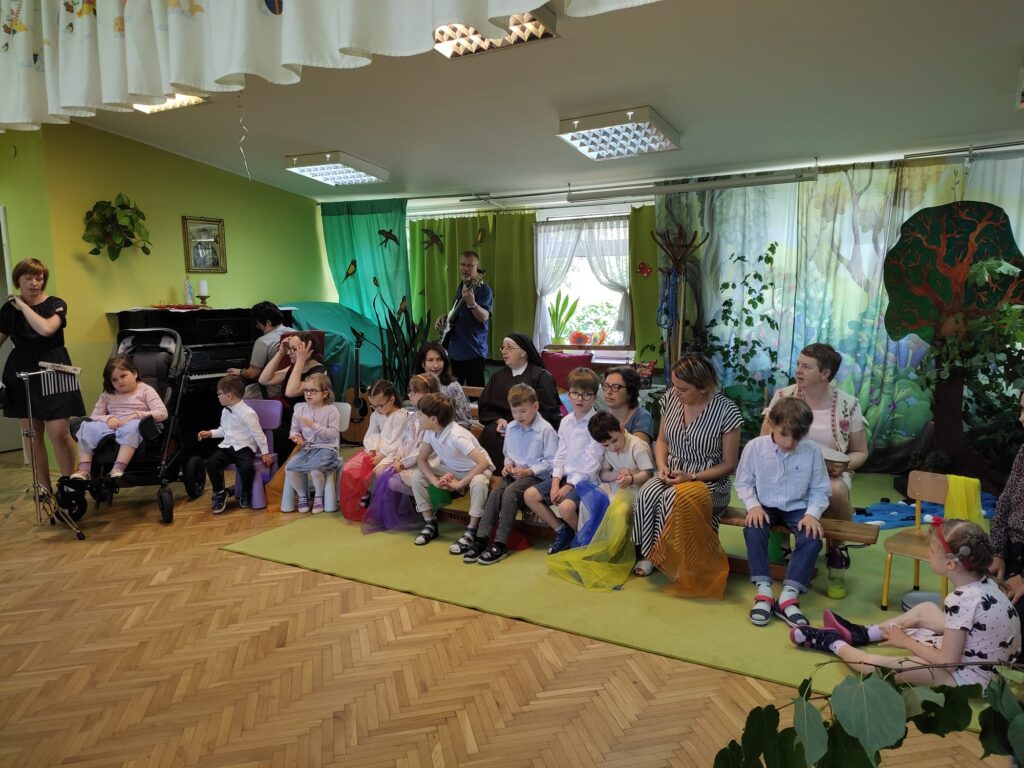 Przedszkolaki podczas swojego występu