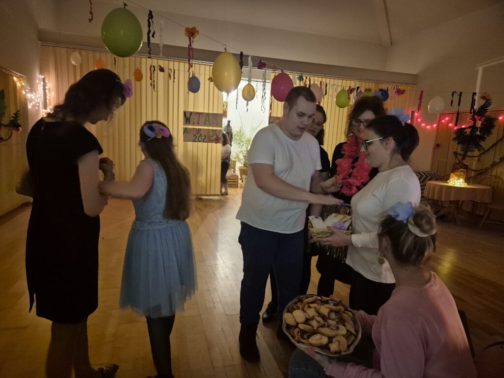 Powitanie pierwszych gości