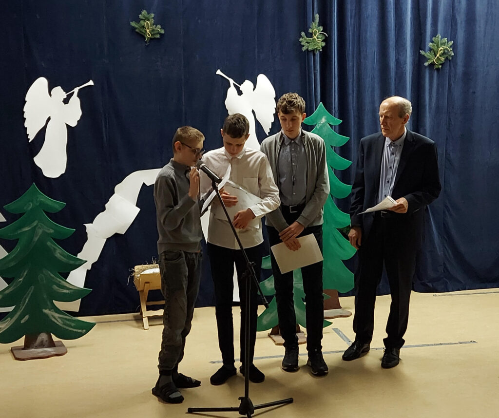 grupa czwarta przypomina tradycje wigilijne