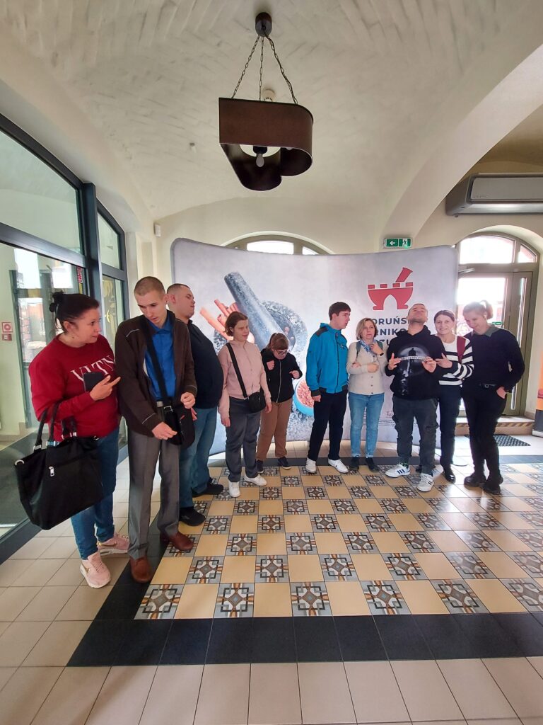 Wspólne zdjęcie w Muzeum Piernika