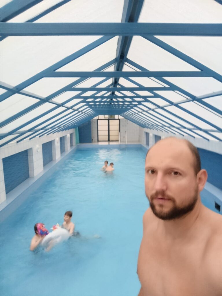 Na basenie