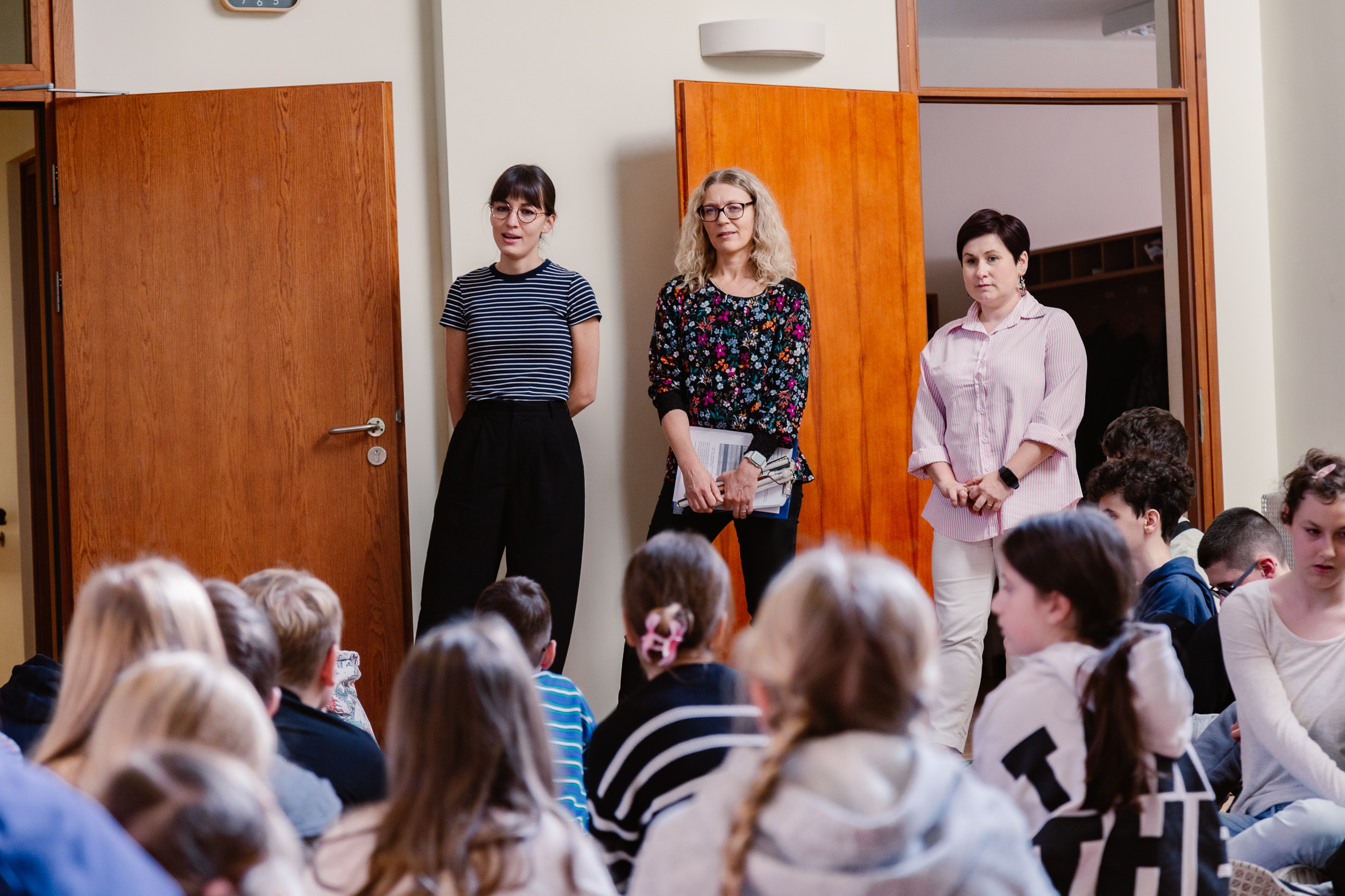 Instruktorzy opowiadają o zajęciach.