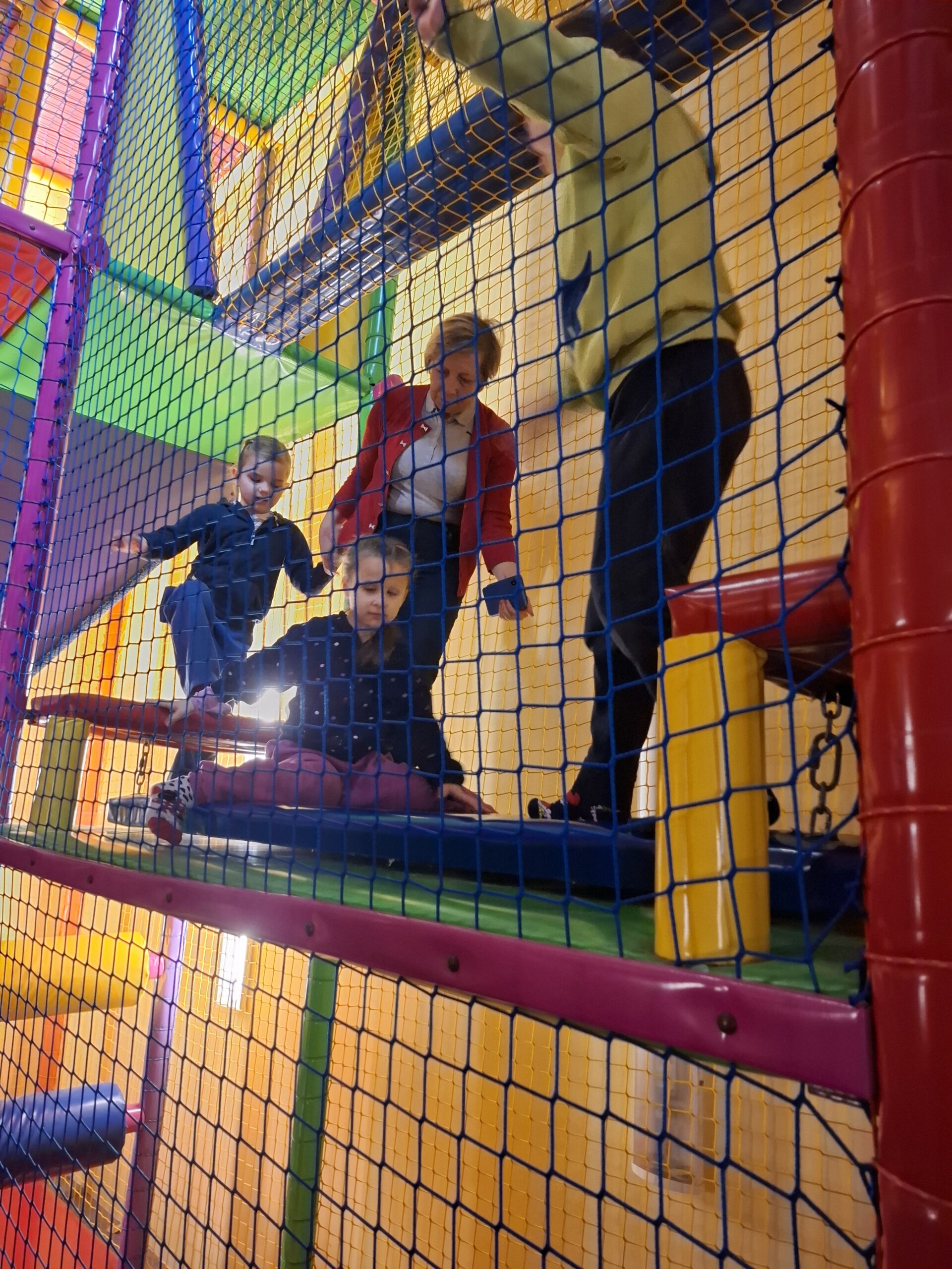 Cesia, Weronika i pani Beata