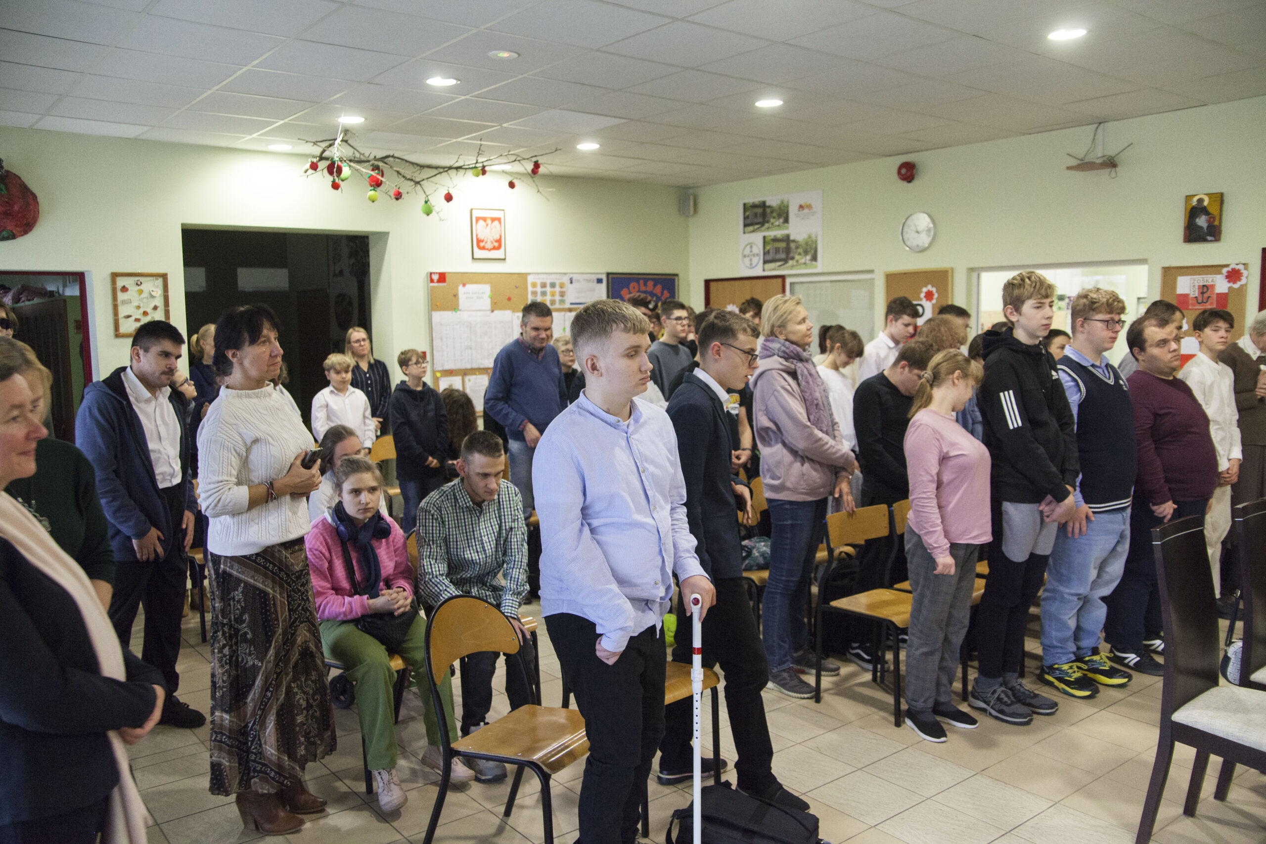 Uczniowie na widowni.