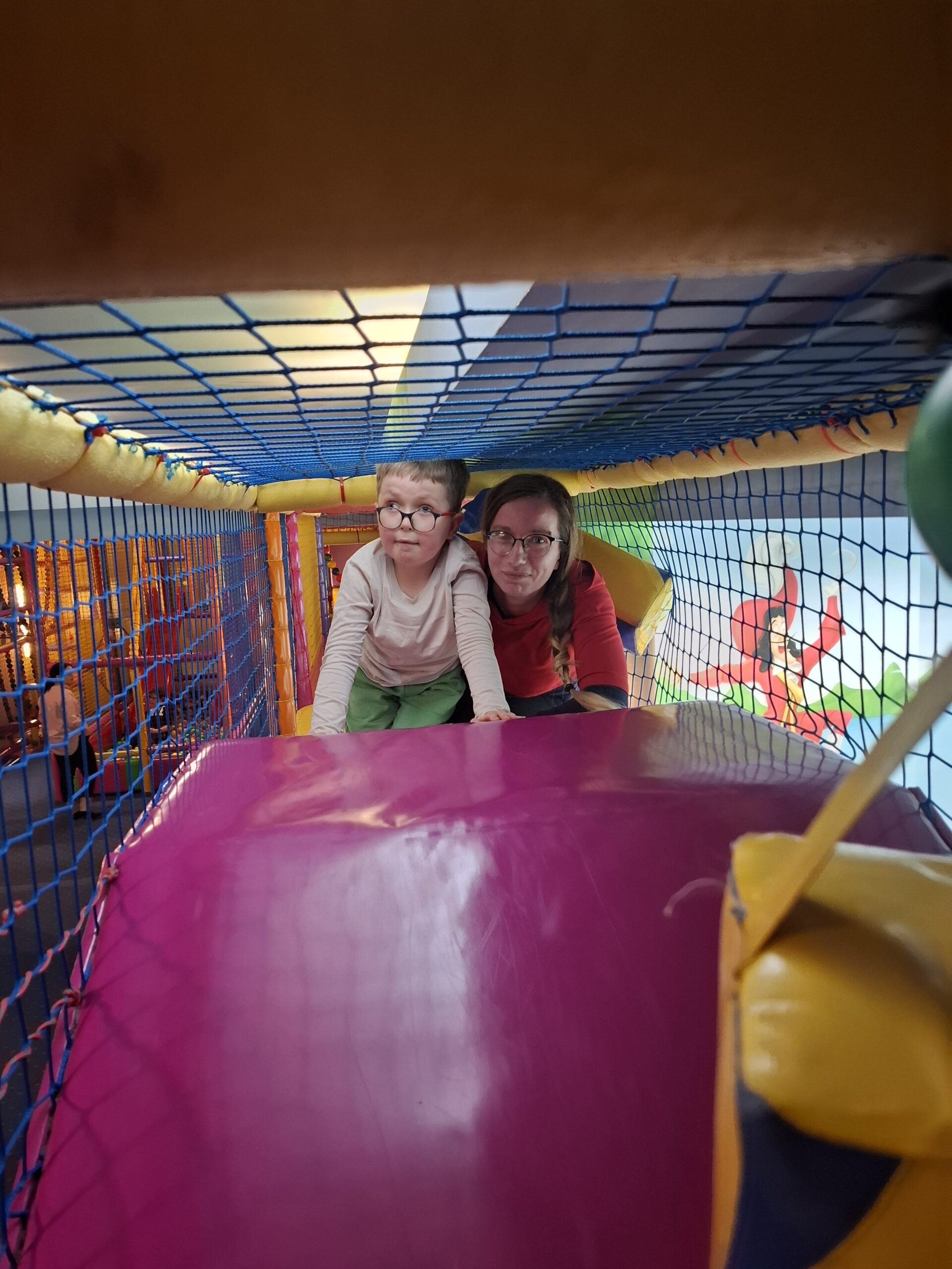 Kacper z p. Dominiką pod samym sufitem