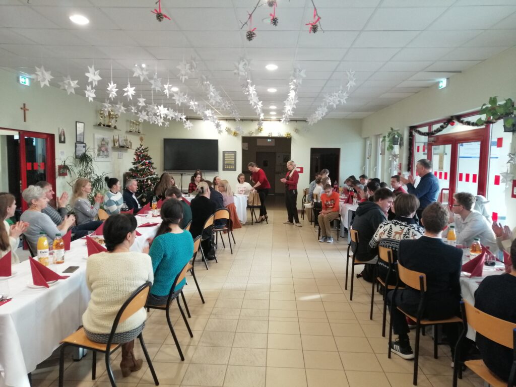 Rozstrzygnięcie konkursu i rozdawanie nagród. 