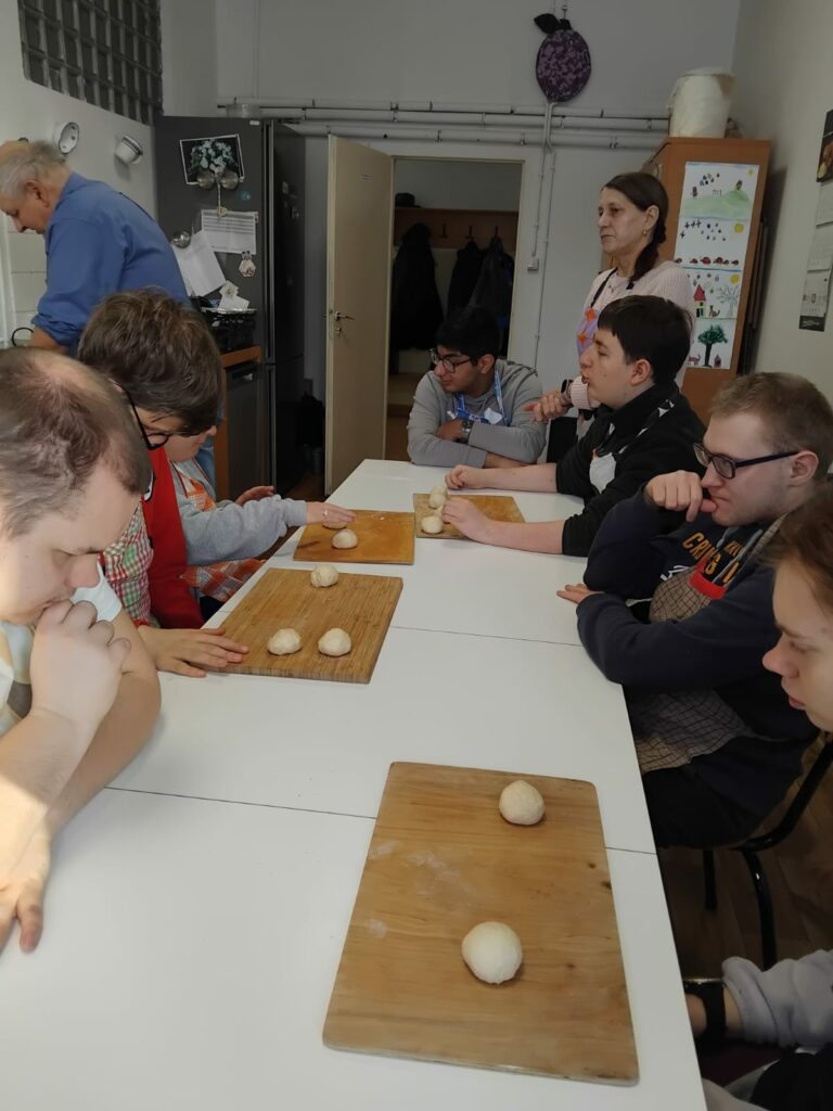 Uczniowie formułują bułki