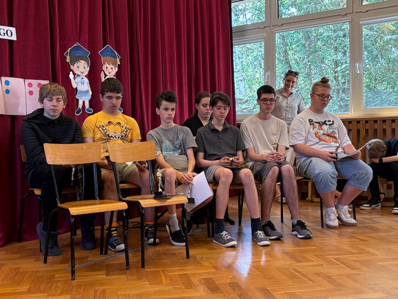 Grupa absolwentów