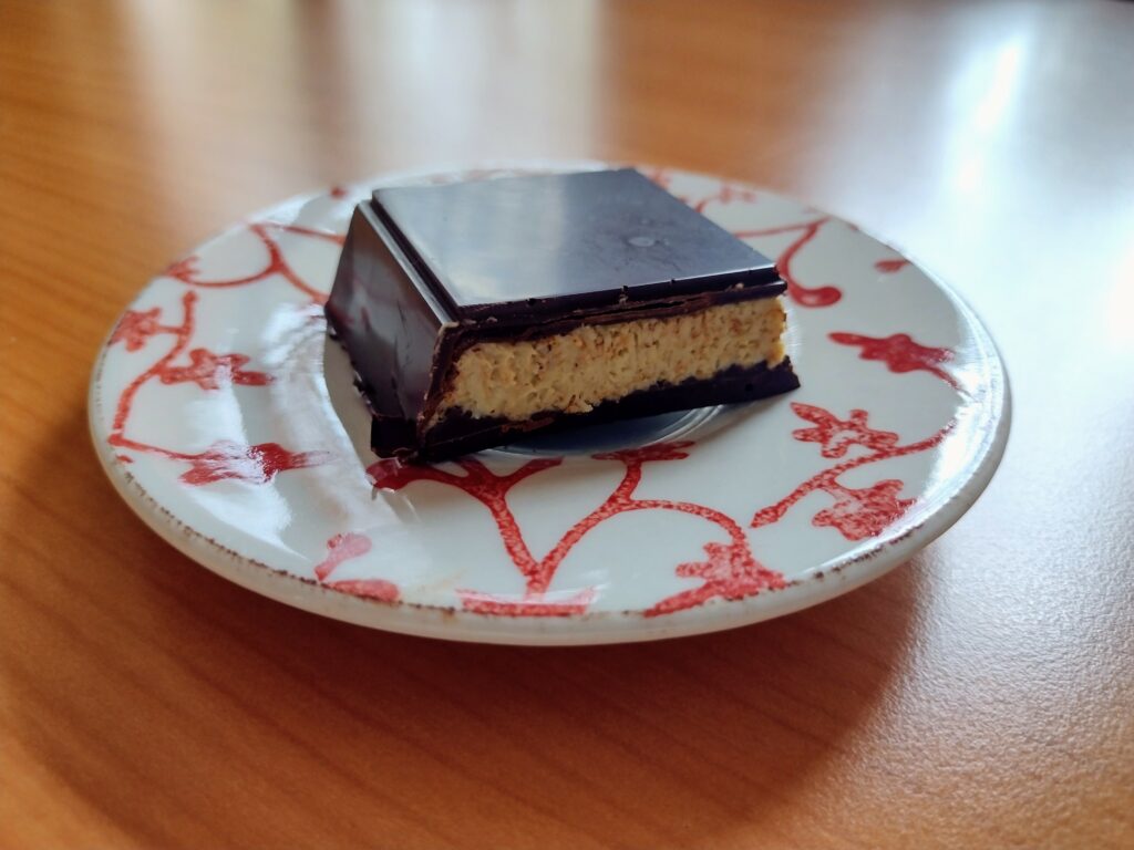 Ciasto czekoladowe na tależu