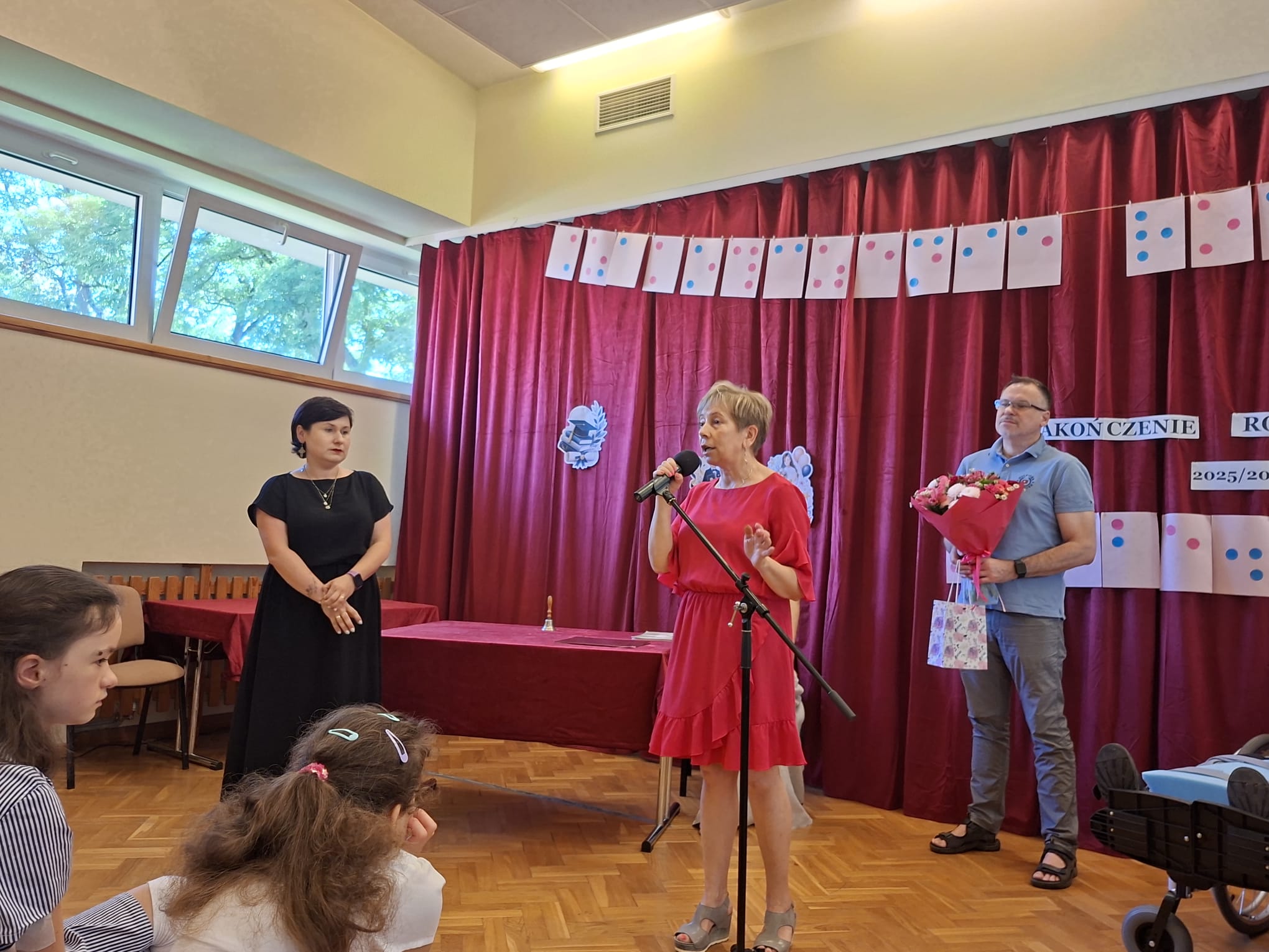 Podziękowania od nauczycieli dla pani dyrektor
