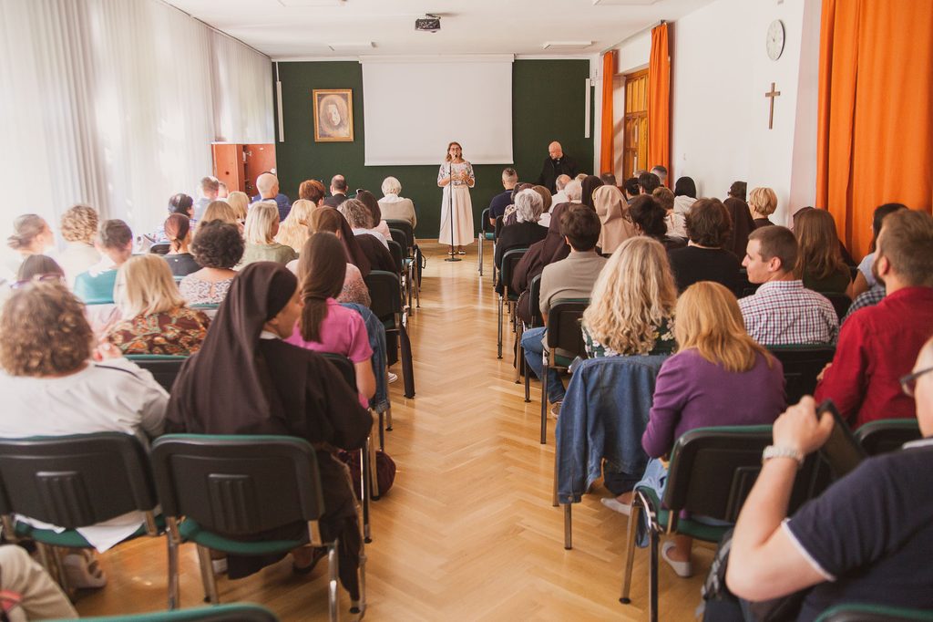 Spotkanie w domu przyjaciół